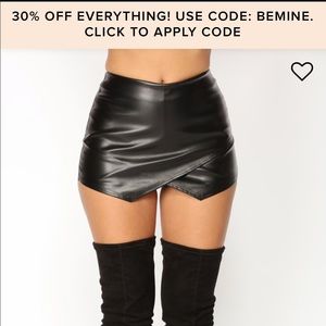 Fashion nova skort